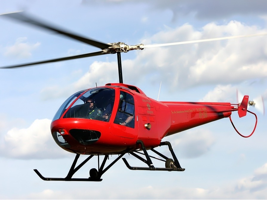 Enstrom F-28 Training Helicopter
